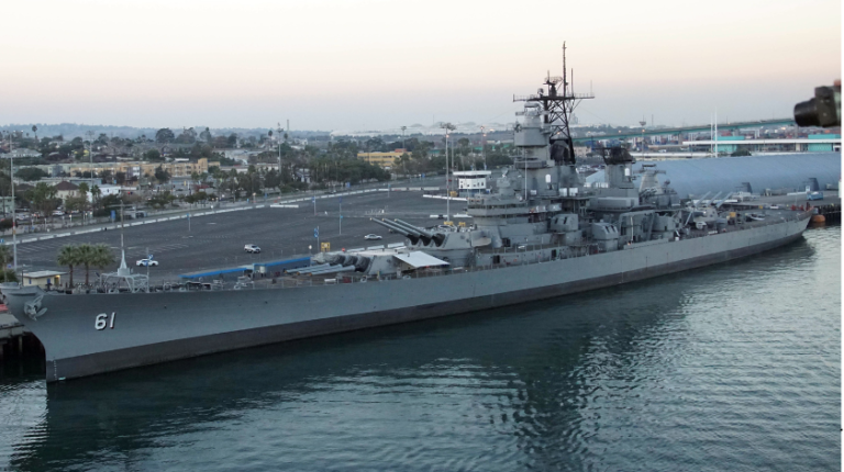 Ultimate Admiral Dreadnoughts v1.5.1.6 Trainer